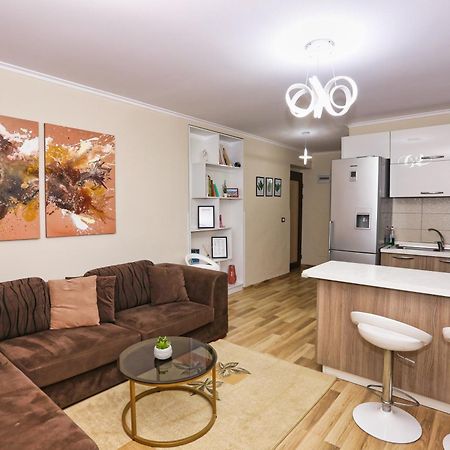 R&B City Center Apartment Tiranë Luaran gambar