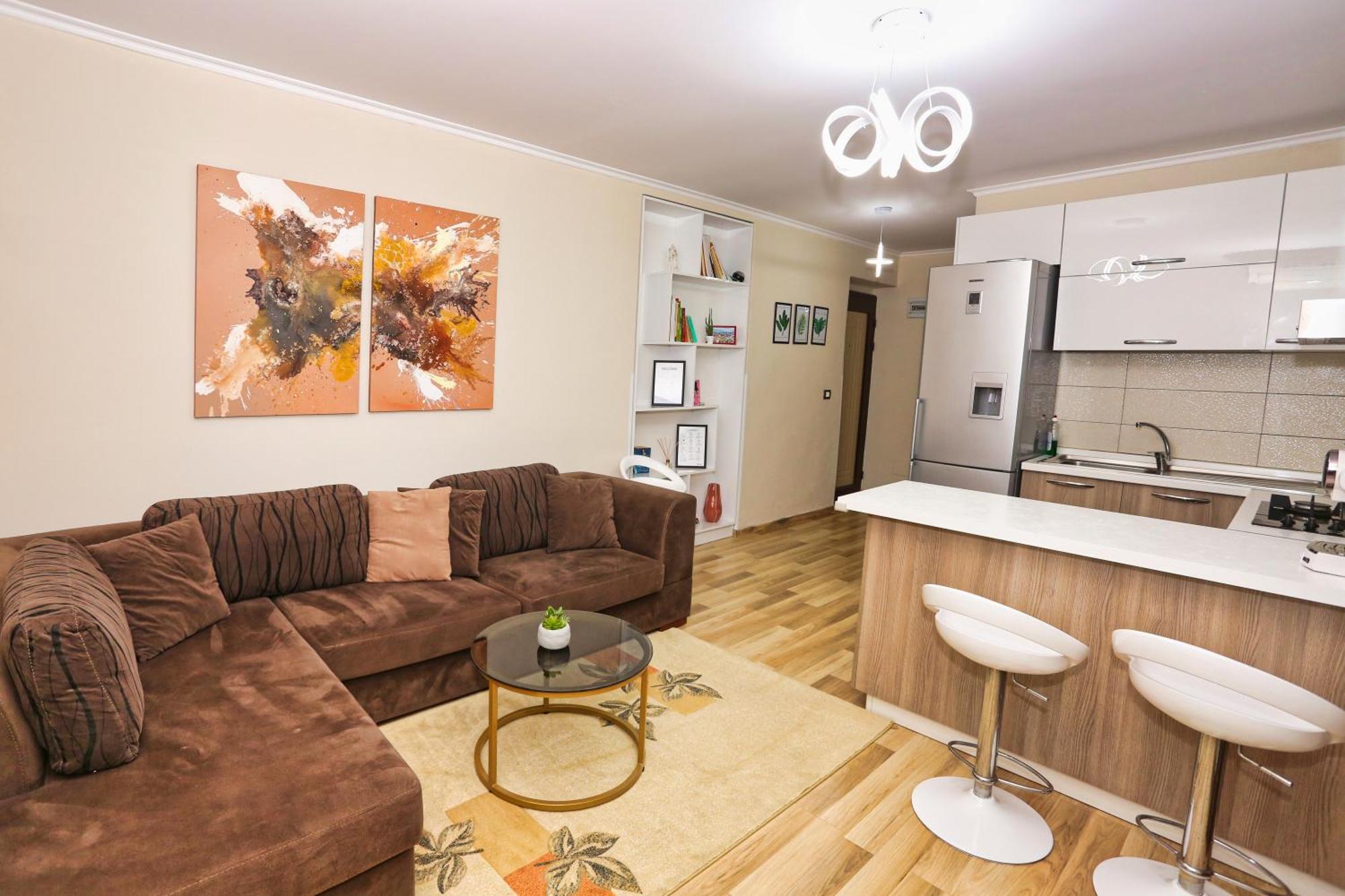 R&B City Center Apartment Tiranë Luaran gambar