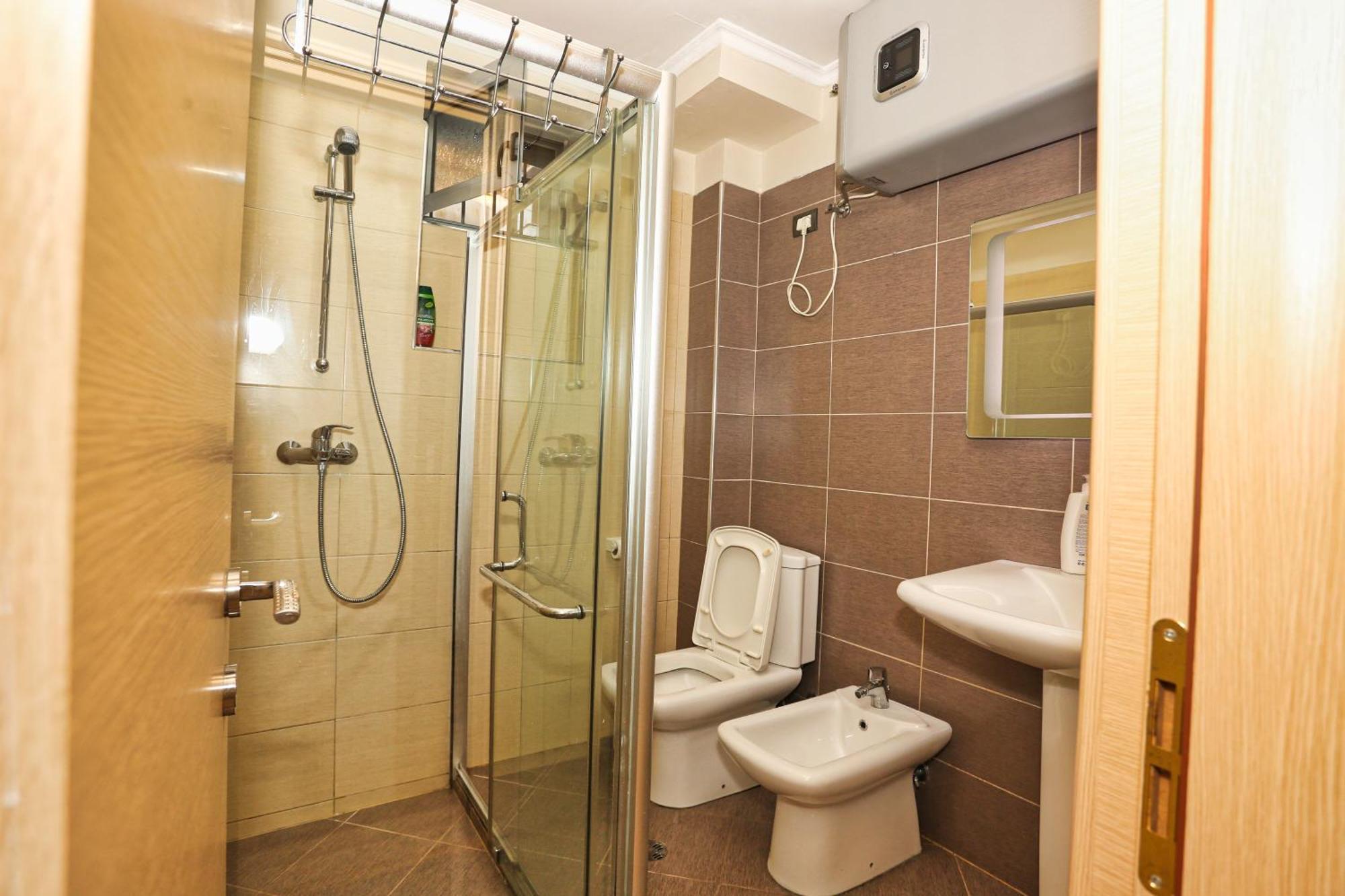 R&B City Center Apartment Tiranë Luaran gambar